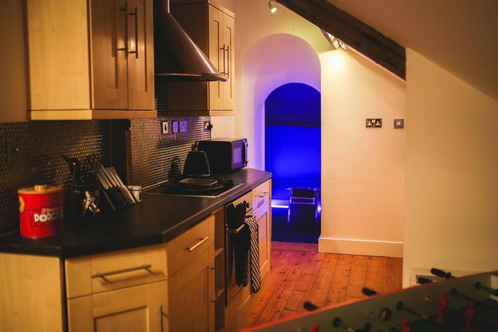 Games And Movies Lounge 7 Bed City Centre Apartment Newcastle upon Tyne Eksteriør bilde