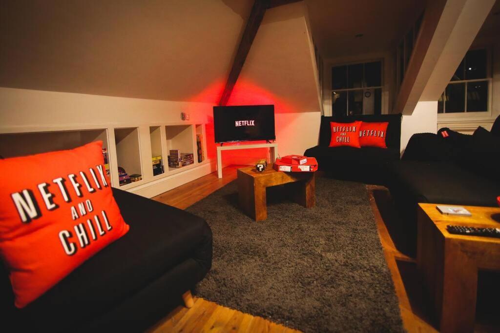 Games And Movies Lounge 7 Bed City Centre Apartment Newcastle upon Tyne Eksteriør bilde