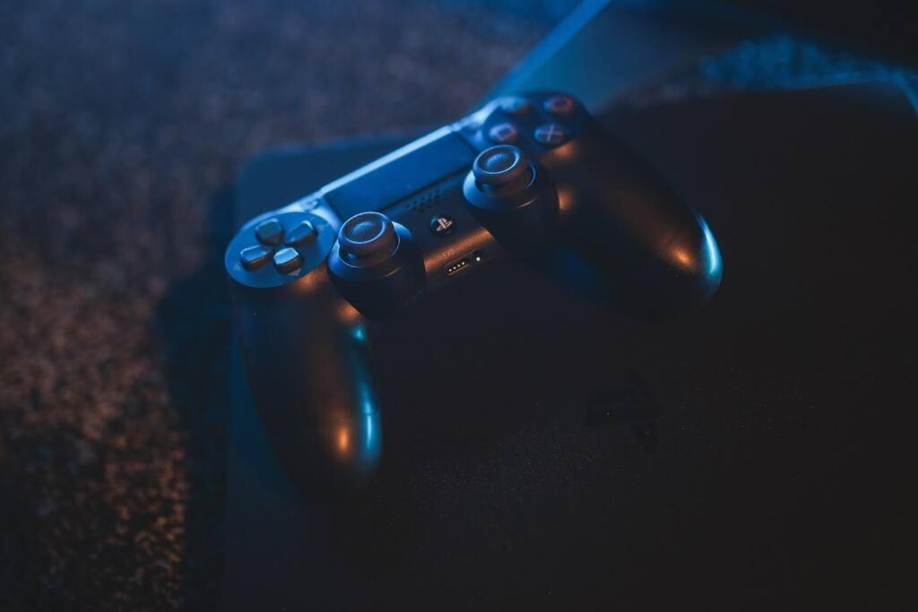 Games And Movies Lounge 7 Bed City Centre Apartment Newcastle upon Tyne Eksteriør bilde