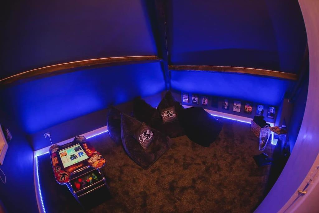 Games And Movies Lounge 7 Bed City Centre Apartment Newcastle upon Tyne Eksteriør bilde